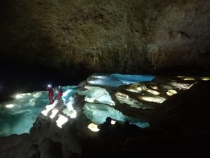 銀水洞の絶景ツアー